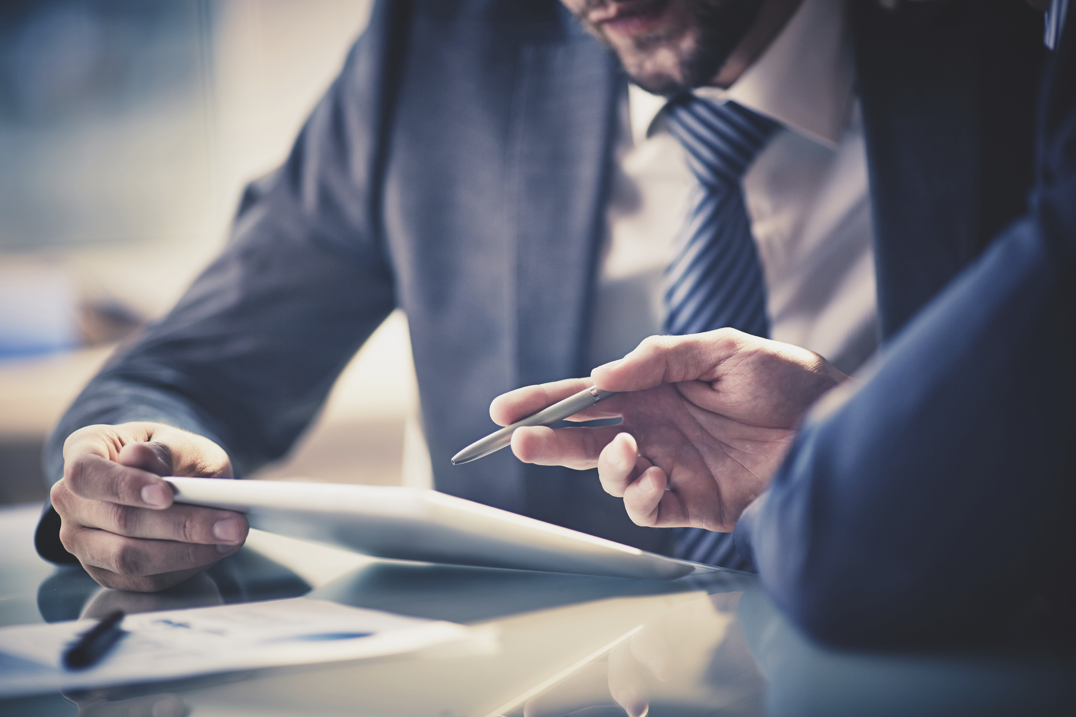 b2b-sales-review